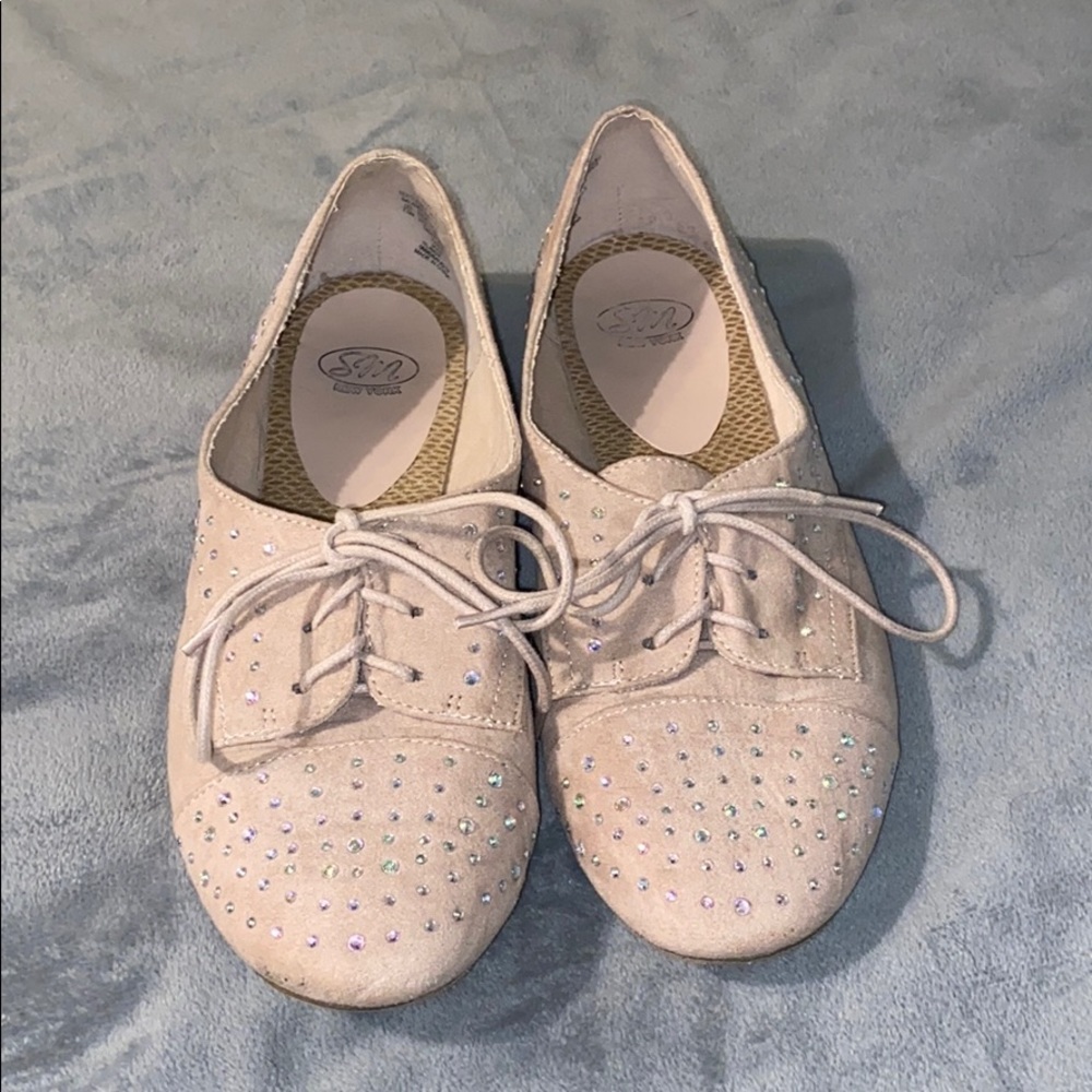 Dress shoes